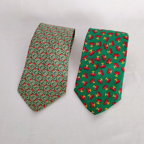 Lot de deux cravates en soie - et une sans marque - pierre cardin - Modalova