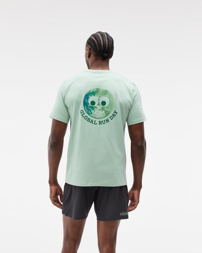 T-shirt à motif Global Run Day en Taille XS | T-Shirts - HOKA - Modalova