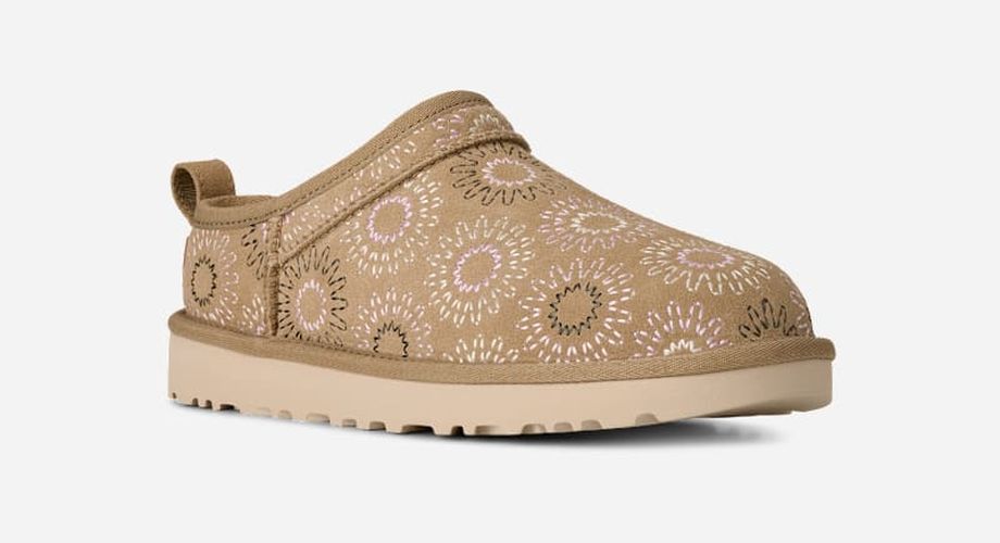 Botte Classic Micro Sun Stitch in Brown, Taille 40, Daim - Ugg - Modalova