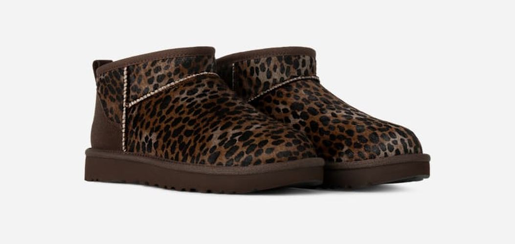 Classic Ultra Mini Caspian in Brown, Taille 37, Cow Hair - Ugg - Modalova