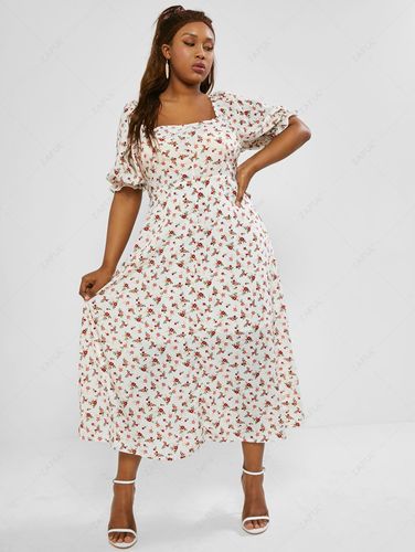 Maxi Robe Fendue Fleurie Plisse Au Dos de Grande Taille L - Zaful FR - Modalova