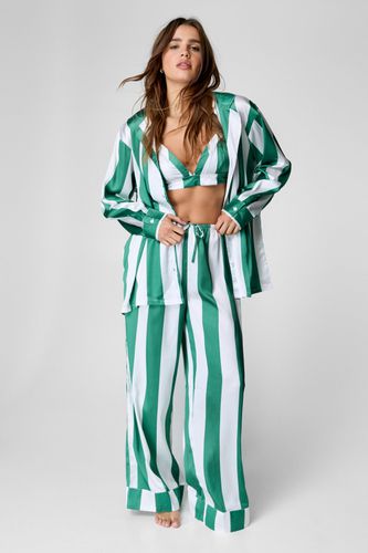 Satin Oversized Shirt, Bralet And Trouser 3Pc Pajama Set - L - Nasty Gal - Modalova