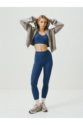 Seamless Contour Basic Leggings - S - Nasty Gal - Modalova