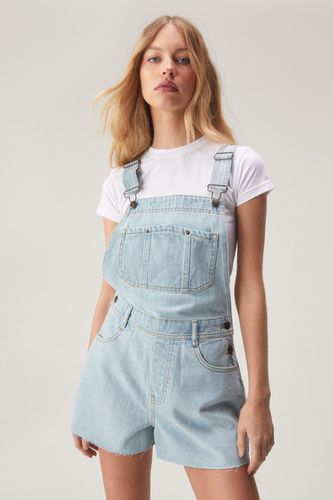 The Denim Short Dungarees - 32 - Nasty Gal - Modalova