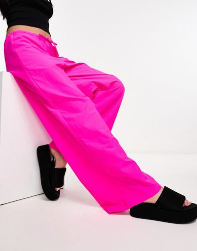Pantalon parachute taille basse - Rose vif - Collusion - Modalova
