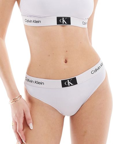 CK 96 - Micro Modern - String - Lilas - Calvin Klein - Modalova