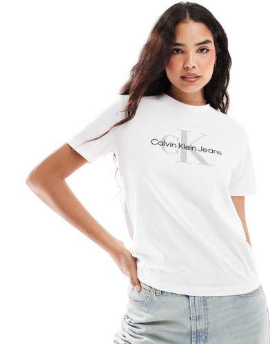 T-shirt avec écusson monogramme - brillant - Calvin Klein Jeans - Modalova