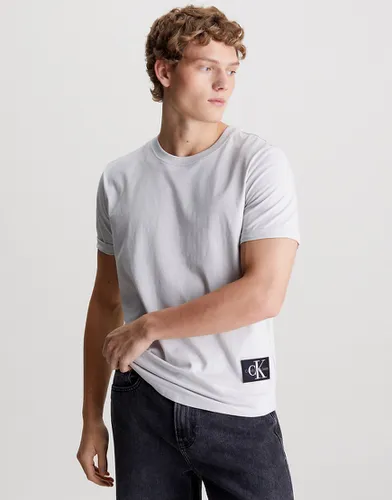 T-shirt en coton à écusson - Pierre de lune - Calvin Klein Jeans - Modalova