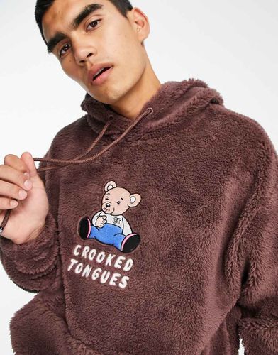 Sweat à capuche oversize en imitation peau de mouton avec ours appliqué - Crooked Tongues - Modalova