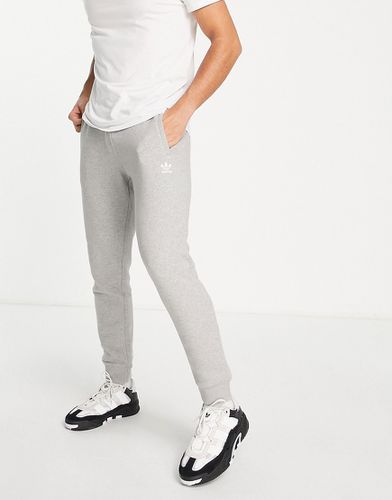 Essentials - Jogger coupe slim avec petit logo - Adidas Originals - Modalova