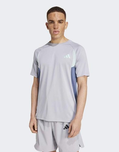 Tech Apparel - T-shirt color block - halo - Adidas Performance - Modalova