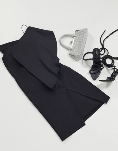 Robe moulante asymétrique - Aqaq - Modalova