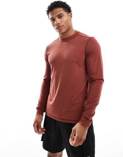 Icon - Top de sport à manches longues en jersey à séchage rapide - Rouille - Asos 4505 - Modalova