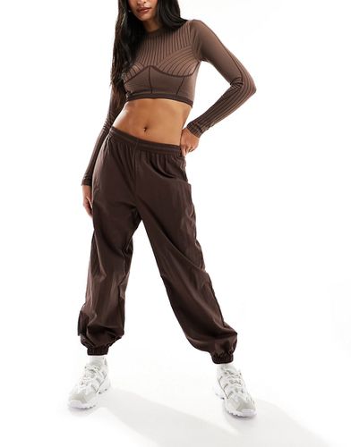 Pantalon de jogging tissé bouffant - Marron chocolat - Asos 4505 - Modalova