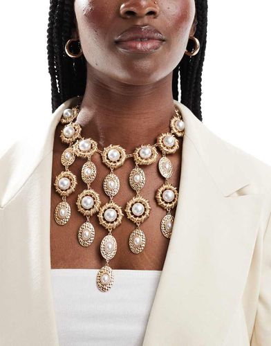 Collier effet cascade avec pendentifs ornés de perles fantaisie - Asos Design - Modalova