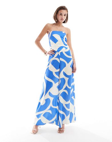 Combinaison bandeau en satin à détail foulard avec boucles - Bleu imprimé abstrait - Asos Design - Modalova
