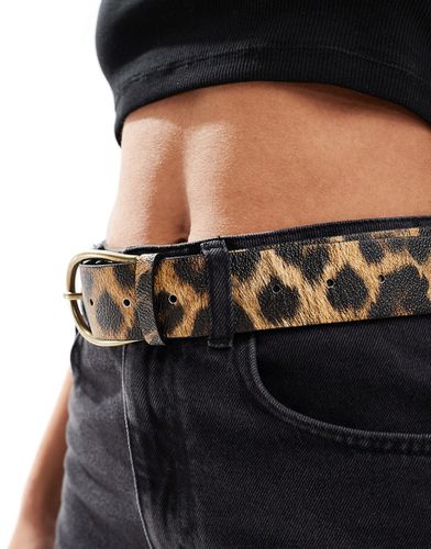 Ceinture taille et hanches pour jean à motif léopard avec boucle en demi-lune - Asos Design - Modalova