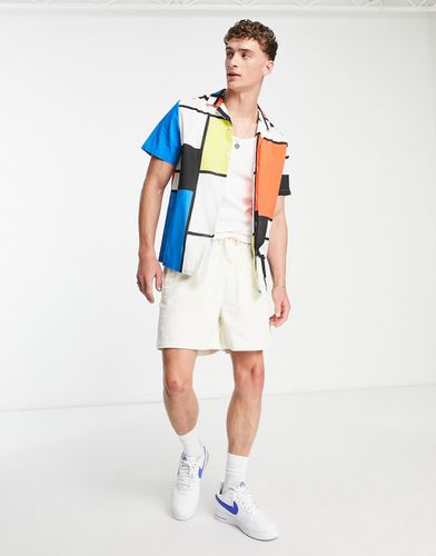 Chemise décontractée à revers aspect lin avec imprimé Mondrian - Asos Design - Modalova
