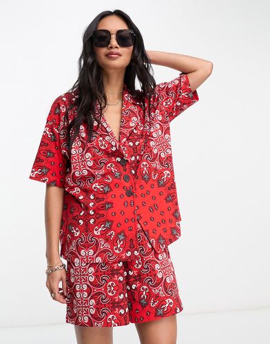 Chemise oversize d'ensemble à imprimé bandana - Rouge - Asos Design - Modalova