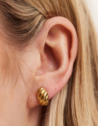 Clous d'oreilles incurvés et cannelés en acier inoxydable imperméable - Asos Design - Modalova