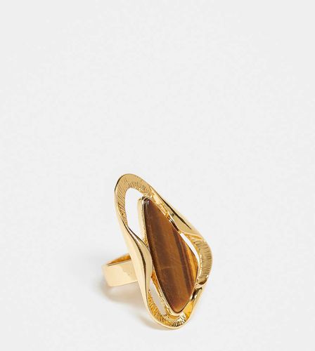 ASOS DESIGN Curve - Édition limitée - Bague en plaqué or 14 carats effet fondu sertie d'une véritable pierre semi-précieuse ail-de-tigre - Asos Curve - Modalova