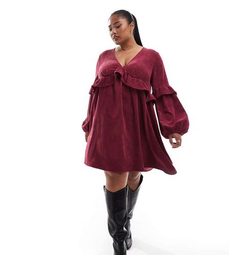 ASOS DESIGN Curve - Robe babydoll courte en velours côtelé avec détail volanté - Bordeaux - Asos Curve - Modalova