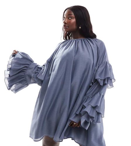 ASOS DESIGN Curve - Robe courte en voile avec manches à volants - ardoise - Asos Curve - Modalova