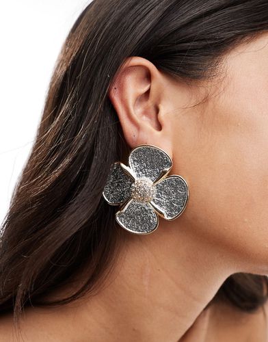 Boucles d'oreilles texturées avec fleur en métaux variés - Asos Design - Modalova