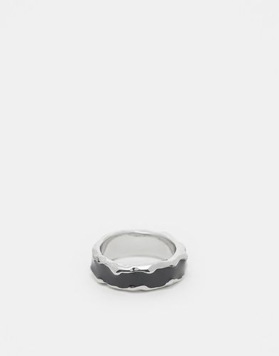 Bague effet fondu avec émail noir - Asos Design - Modalova