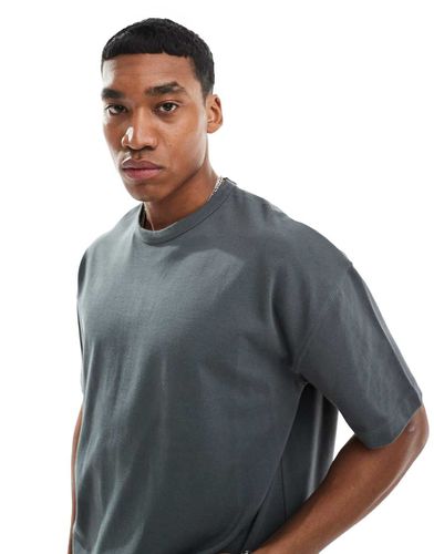 Essential - T-shirt oversize coupe carrée en tissu épais 240 g/m² - Anthracite - Asos Design - Modalova