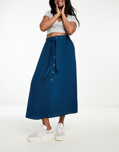 Jupe mi-longue boutonnée avec ceinture à nouer - marine - Asos Design - Modalova