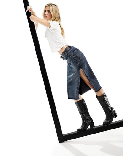 Jupe mi-longue en jean fendue sur le côté - Noir/ délavé - Asos Design - Modalova