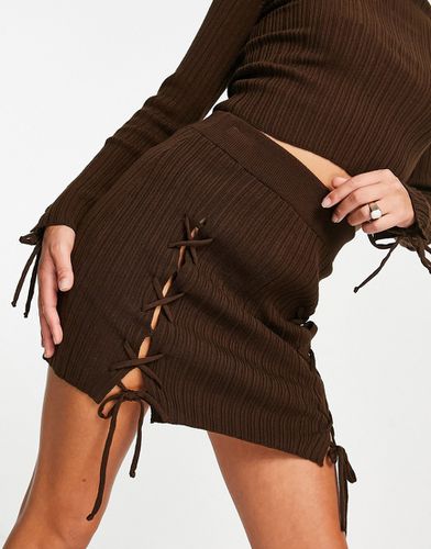 Mini-jupe d'ensemble en maille avec laçage sur le devant - Asos Design - Modalova