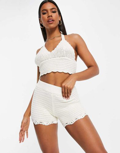 Short au crochet (pièce d'ensemble) - Crème - Asos Design - Modalova