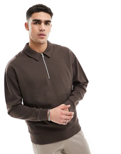 Sweat-shirt oversize à col et demi-fermeture éclair - Marron - Asos Design - Modalova