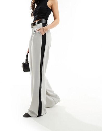 Pantalon ample à rayure latérale - clair - Asos Design - Modalova