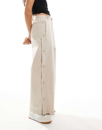 Pantalon avec boutons - Taupe - Asos Design - Modalova