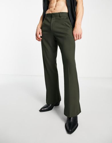 Pantalon habillé évasé - Kaki - Asos Design - Modalova