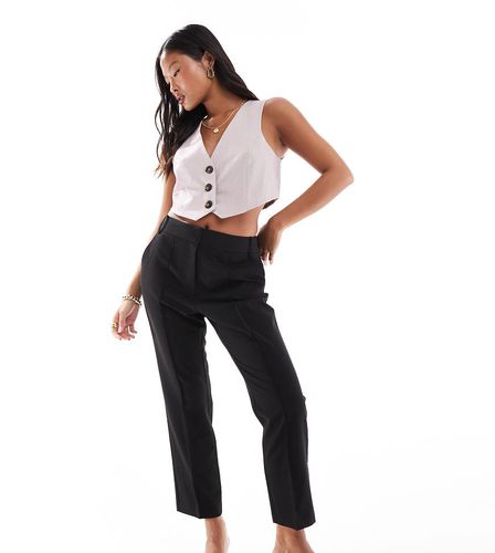 ASOS DESIGN Petite - Pantalon court et ajusté à taille haute - Asos Petite - Modalova