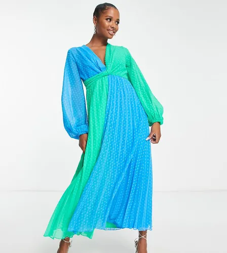 ASOS DESIGN Petite - Robe mi-longue plissée torsadée sur le devant en plumetis color block - Vert et bleu - Asos Petite - Modalova