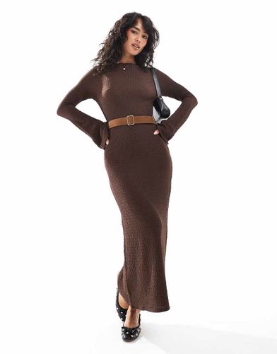 Robe texturée mi-longue à encolure bateau et manches longues avec ceinture - Chocolat - Asos Design - Modalova