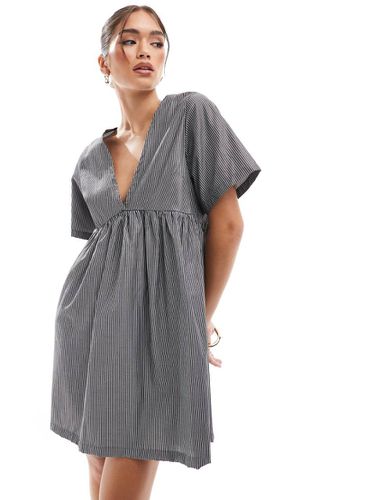 Robe babydoll en popeline à col en V et rayures - Asos Design - Modalova