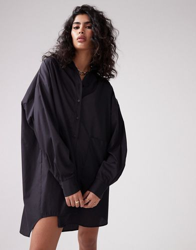 Robe chemise oversize avec poches tombantes - Nuit - Asos Design - Modalova