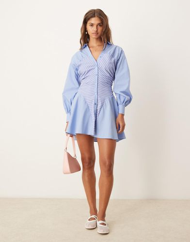 Robe chemise courte avec empiècements froncés - Rayures variées - Asos Design - Modalova