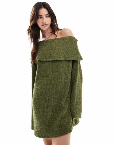 Robe courte à épaules tombantes en maille duveteuse - Olive - Asos Design - Modalova