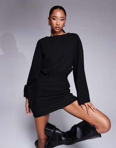 Robe courte blouson ultra douce avec manches longues et larges - Asos Design - Modalova