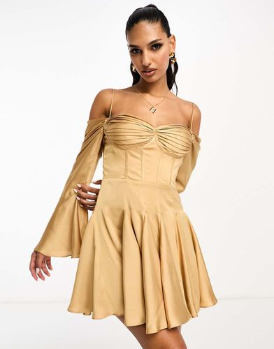 Robe courte satinée avec drapé effet corset et épaules dénudées - Asos Design - Modalova