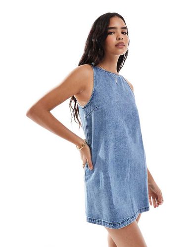 Robe droite en jean à encolure bateau - moyen délavé - Asos Design - Modalova