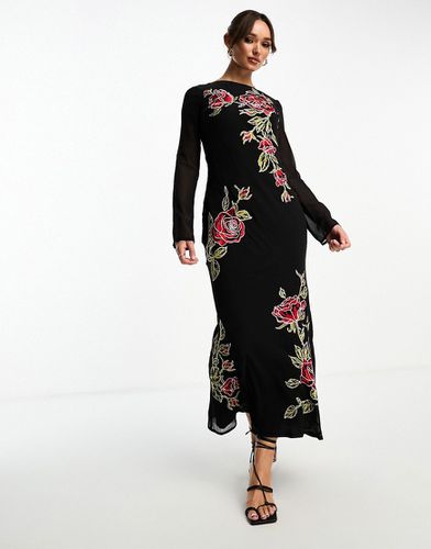 Robe longue à manches longues et broderies florales rouges - Asos Design - Modalova