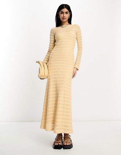 Robe longue en maille au crochet à manches longues - Beurre - Asos Design - Modalova